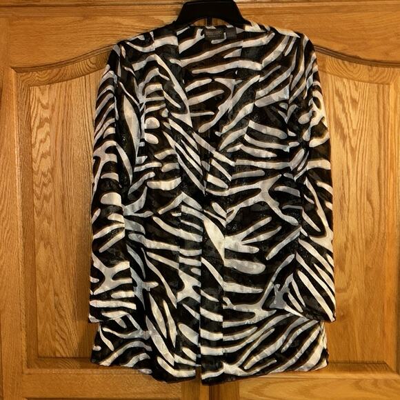 Additions by Chicos, Zebra Print Women's Jacket, Size 0 - Picture 8 of 8